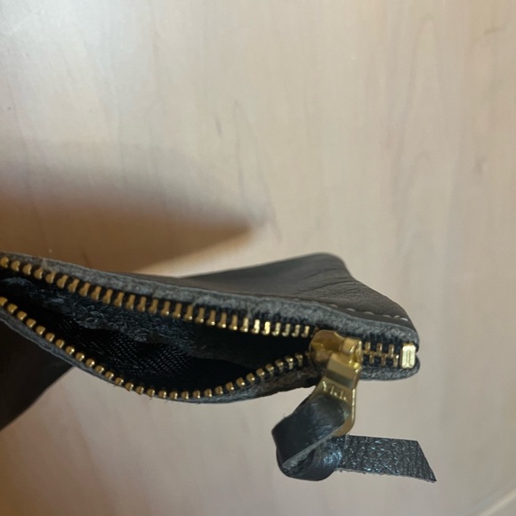 NWT Zina Kao Keyring Pouch adorable shimmer charcoal grey leather with star - Picture 4 of 5